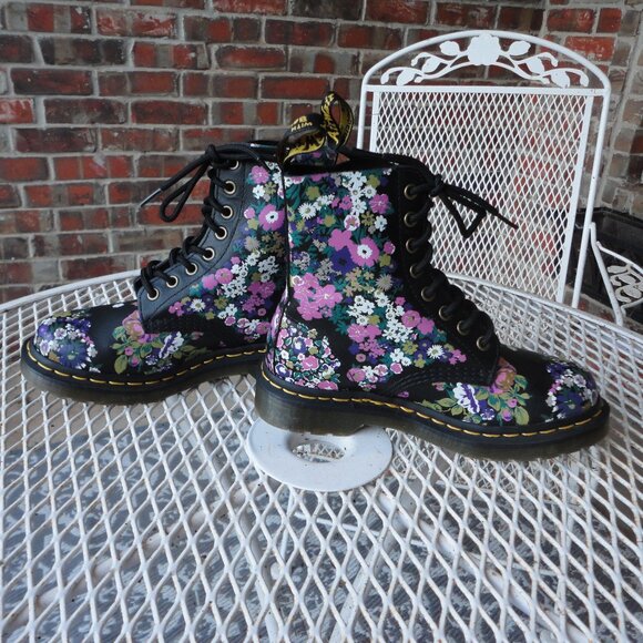 DR MARTENS Women's Multi-color Floral Lace Up 1460 Pascal Combat Boots Size 5 - Picture 4 of 7